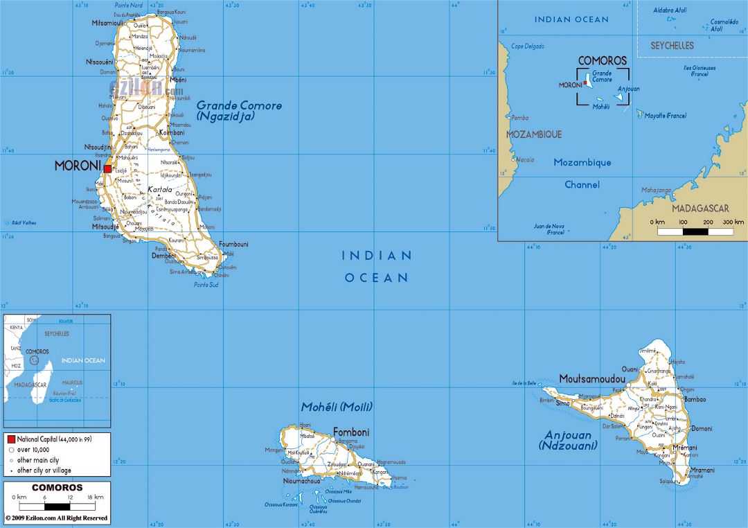 Large road map of Comoros Islands with cities and airports