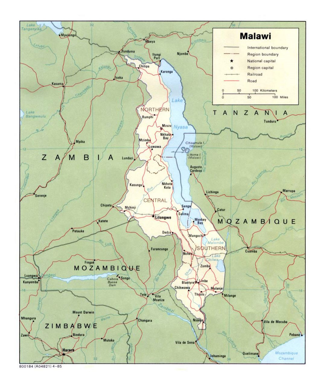 Detailed political and administrative map of Malawi with roads, railroads and major cities - 1985