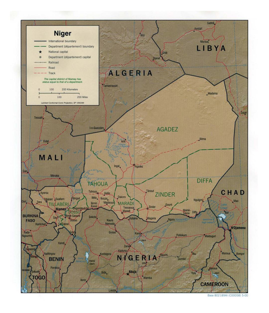 Detailed political and administrative map of Niger with relief, roads, railroads and major cities - 2000