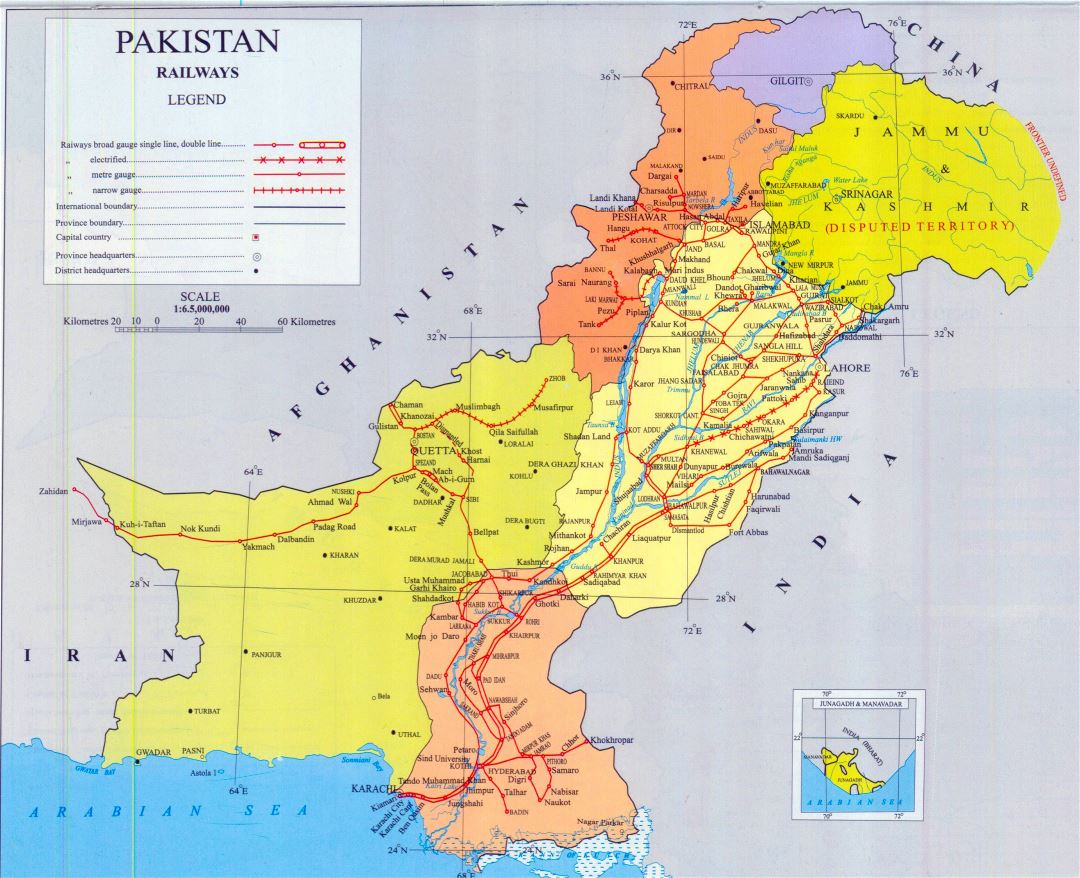 Large detailed railways map of Pakistan