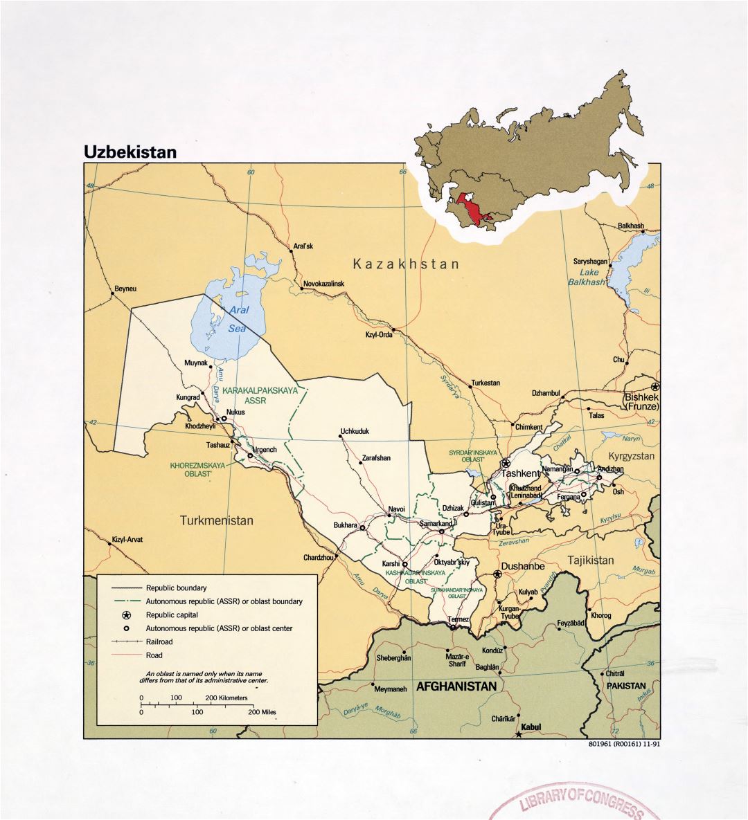 Large detailed political and administrative map of Uzbekistan with roads, railroads and major cities - 1991