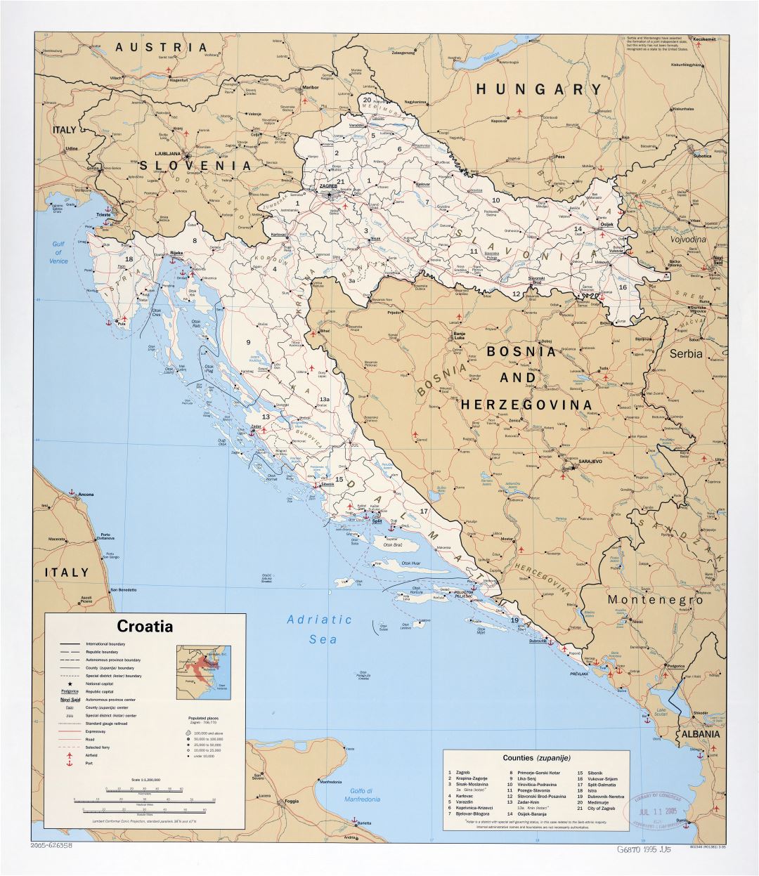 Large scale political and administrative map of Croatia with roads, major cities, seaports and airports - 1995