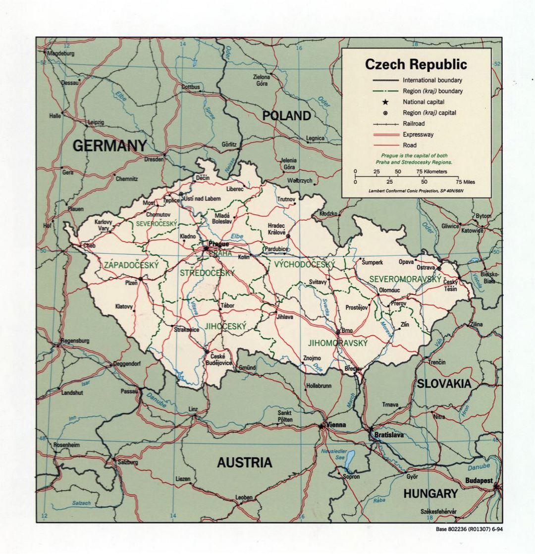 Large political and administrative map of Czech Republic with roads and major cities - 1994
