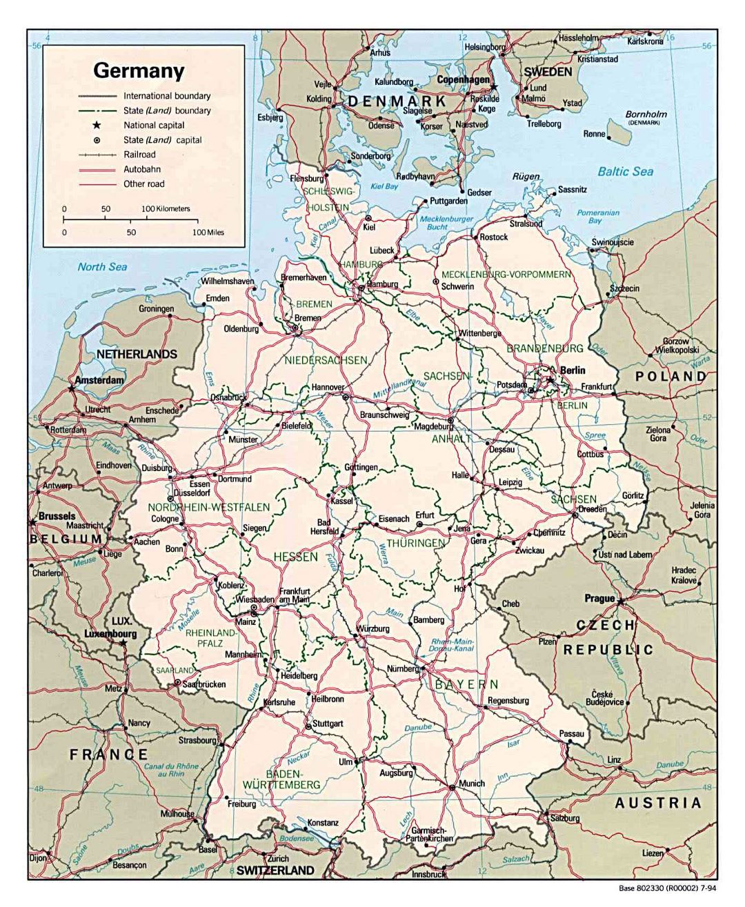Large political and administrative map of Germany with roads and major cities - 1994