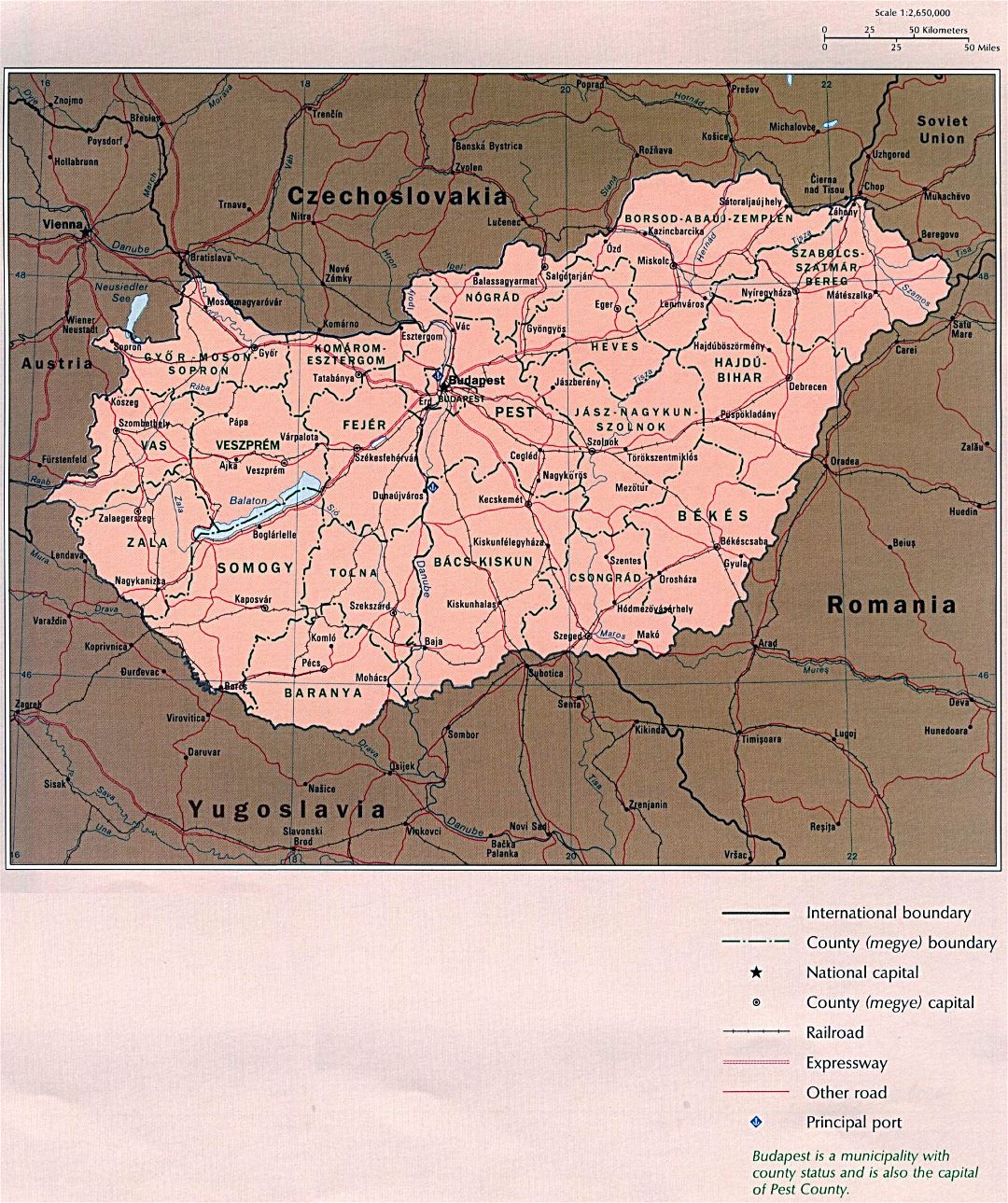 Large detailed political and administrative map of Hungary with roads and major cities