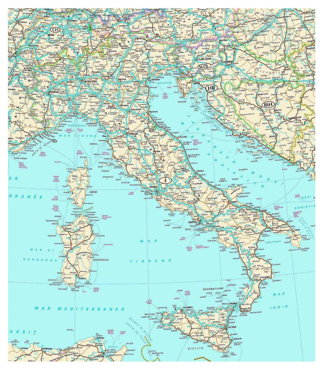 Detailed road map of Italy with cities