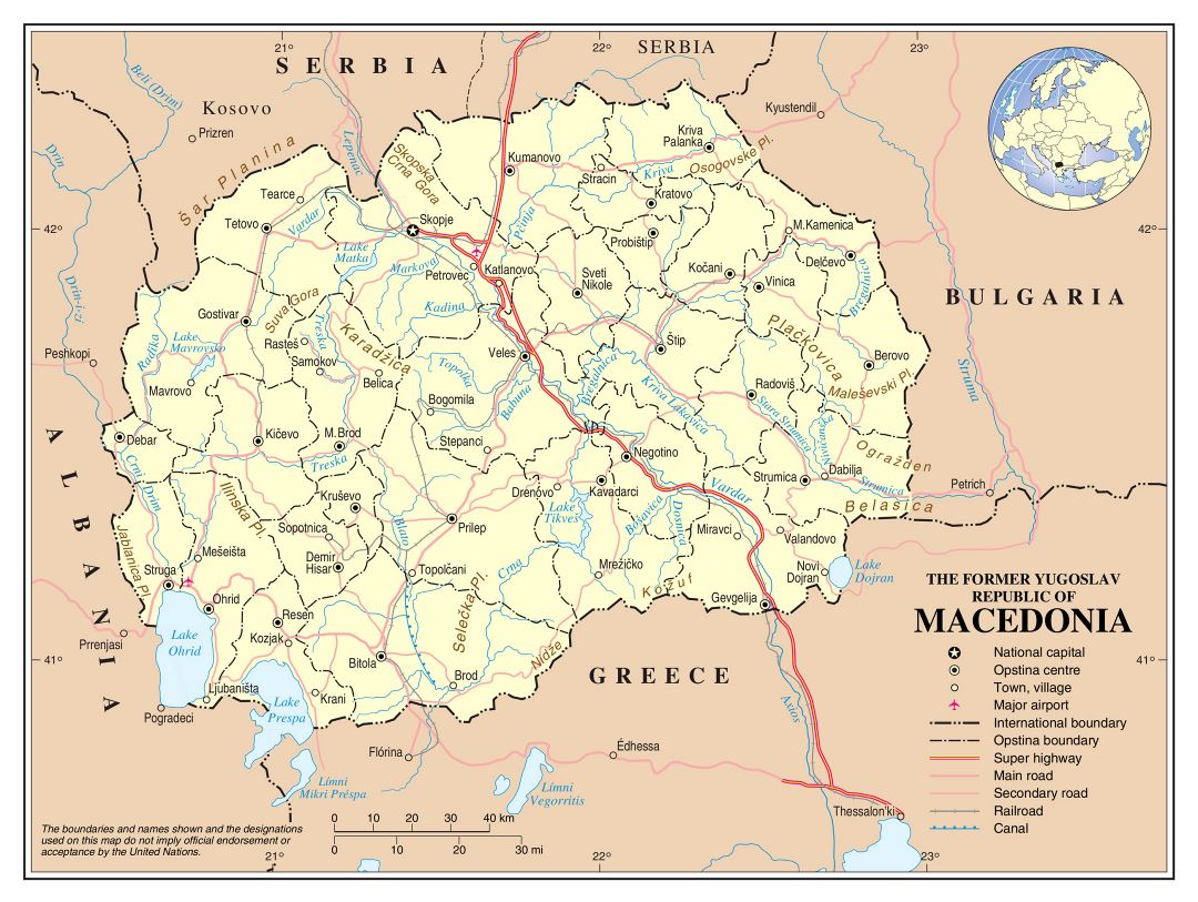 Large detailed political and administrative map of Macedonia with roads, cities and airports