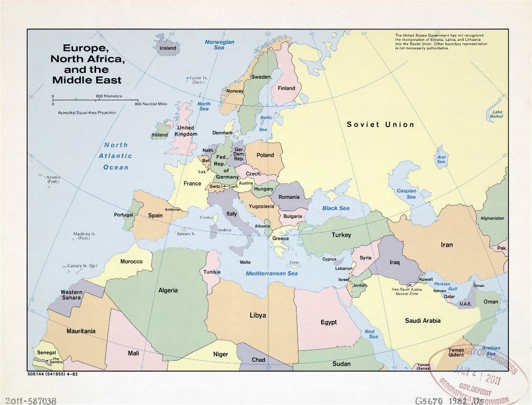 Large detailed old political map of Europe, North Africa and the Middle East - 1982