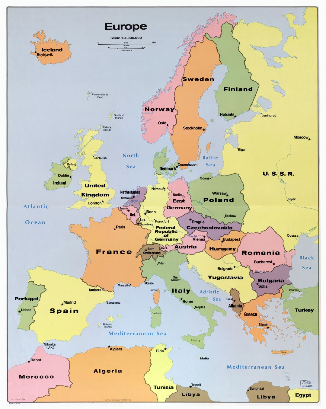 Large scale old political map of Europe with capitals - 1972