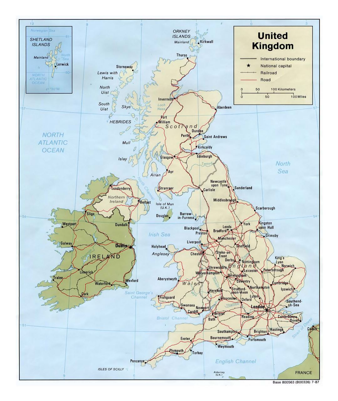 Detailed political map of United Kingdom with roads, railroads and major cities - 1987