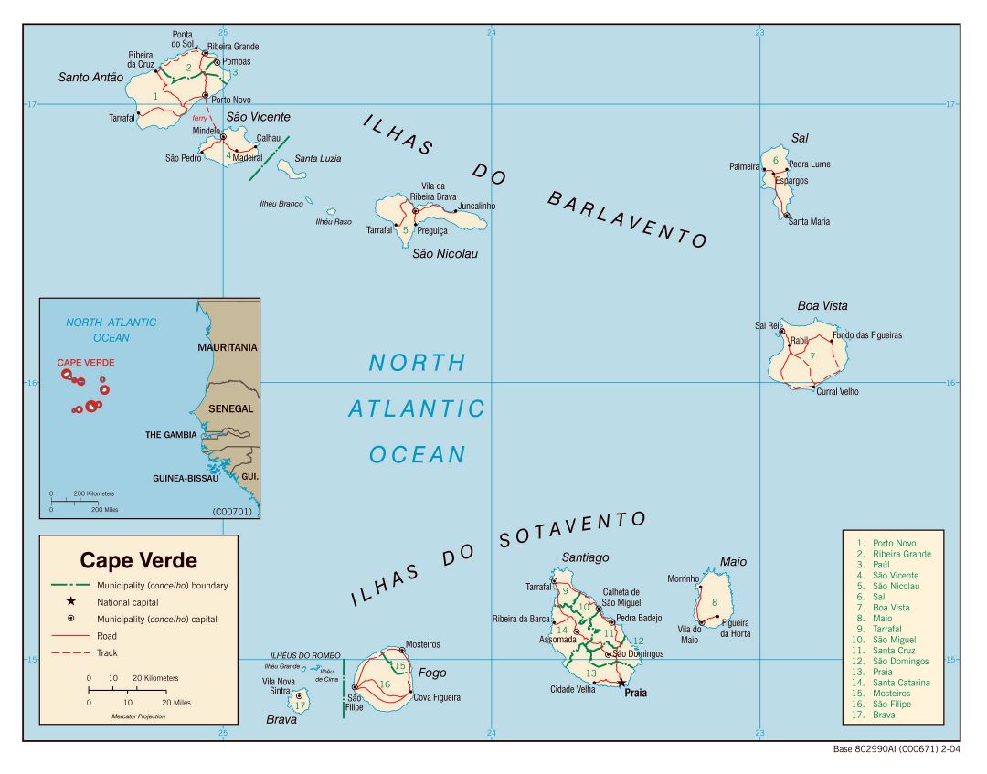 Large detailed political and administrative map of Cape Verde with roads and major cities - 2004
