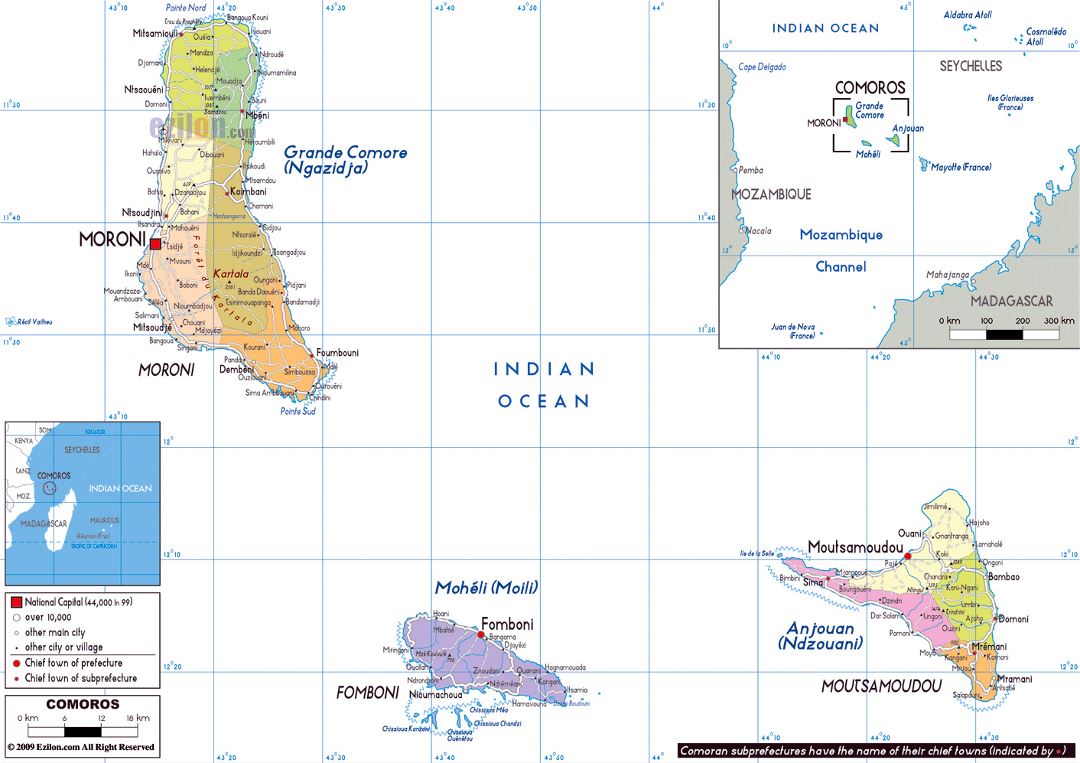 Large political and administrative map of Comoros Islands with roads, cities and airports