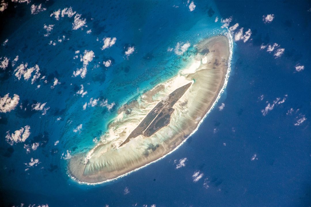 Large detailed aero photo of Juan de Nova Island
