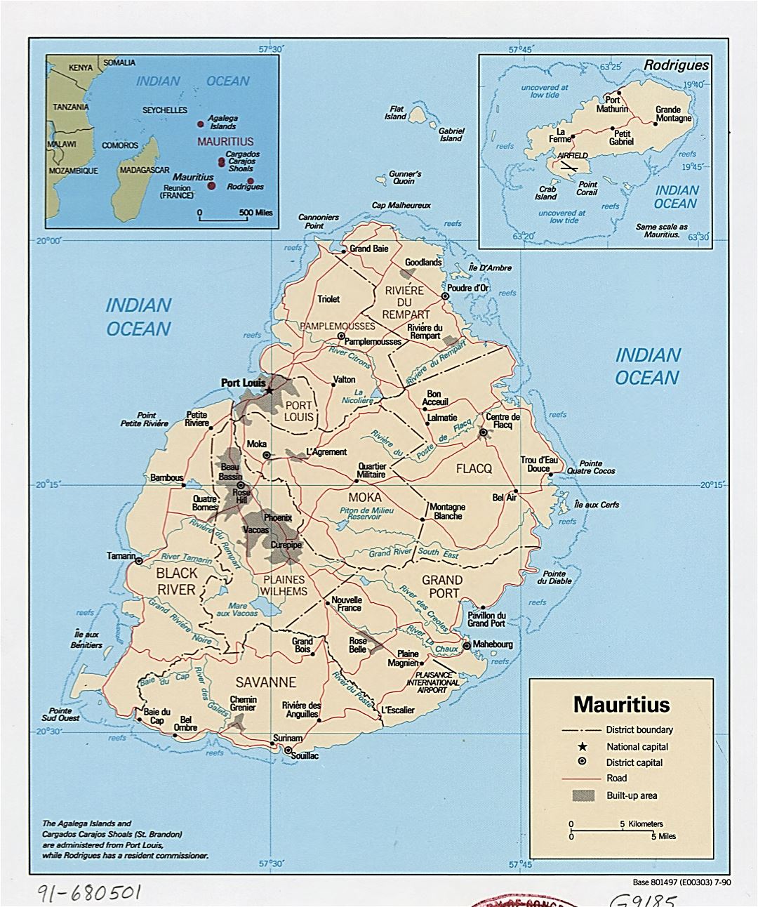 Large detailed political and administrative map of Mauritius with roads and major cities - 1990