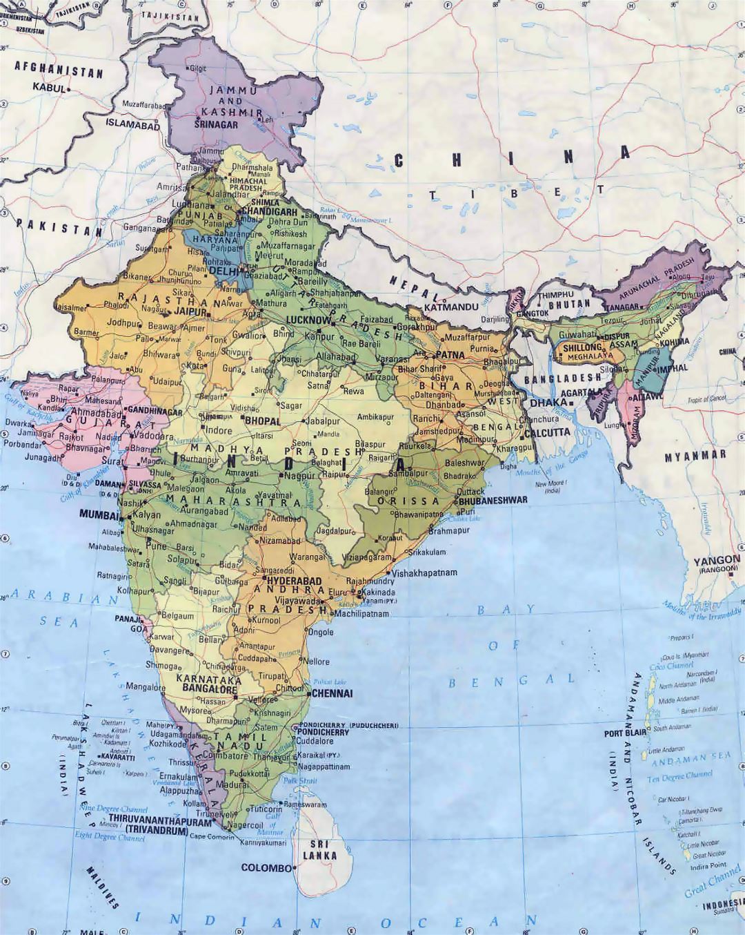 Detailed administrative map of India with roads and cities