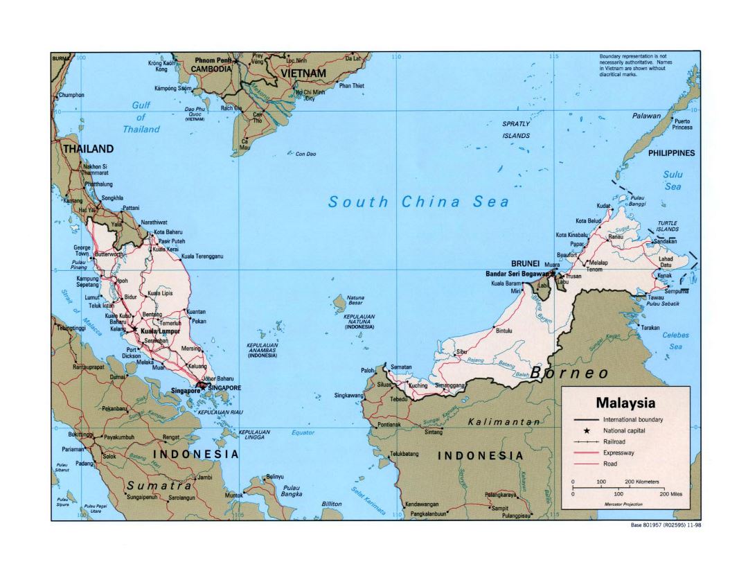 Large political map of Malaysia with roads, railroads and major cities - 1998