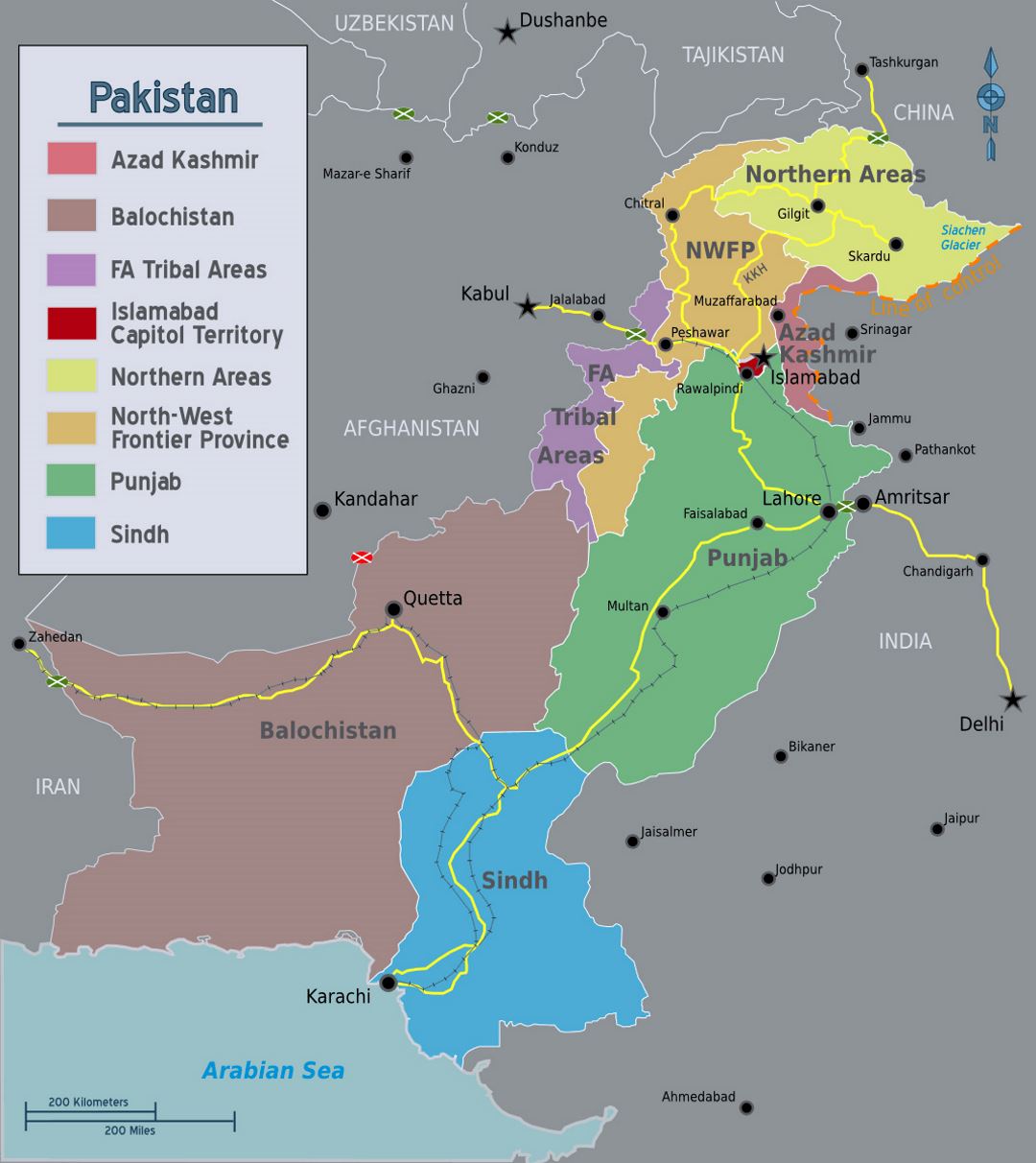 Detailed regions map of Pakistan