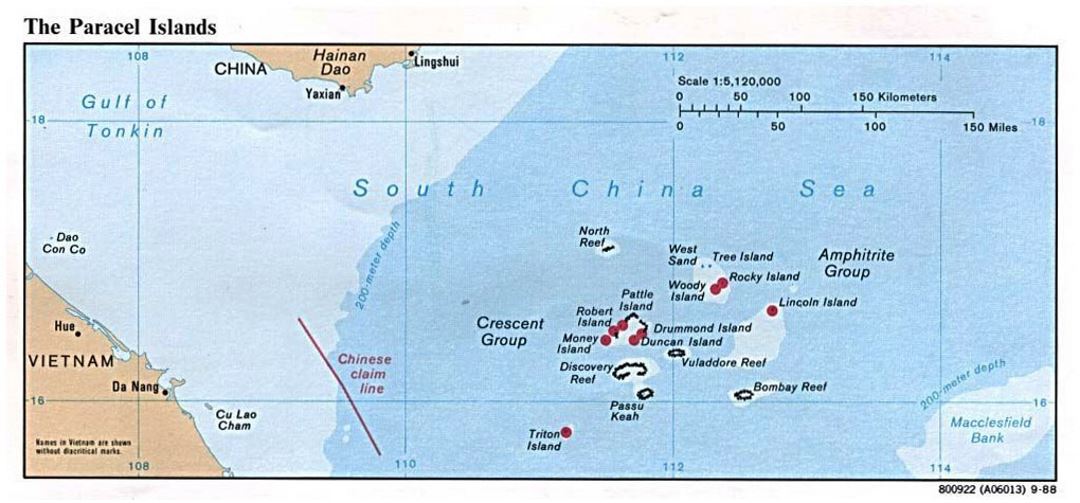 Detailed political map of Paracel Islands - 1988