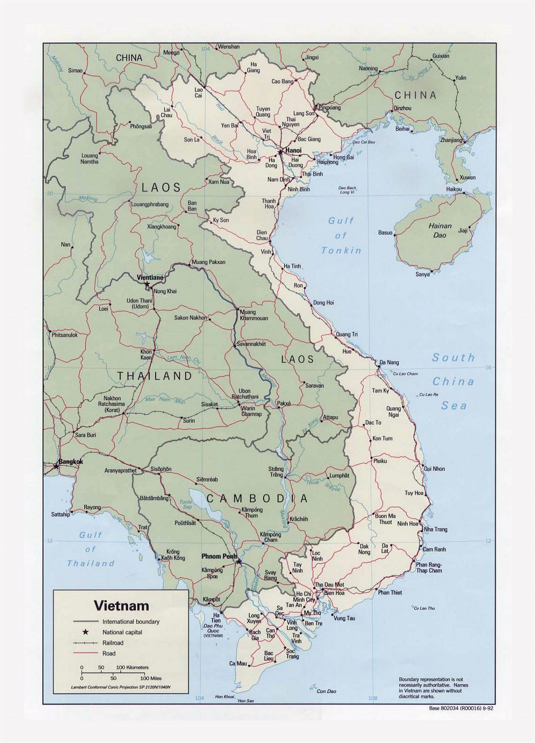 Detailed political map of Vietnam with roads, railroads and major cities - 1992