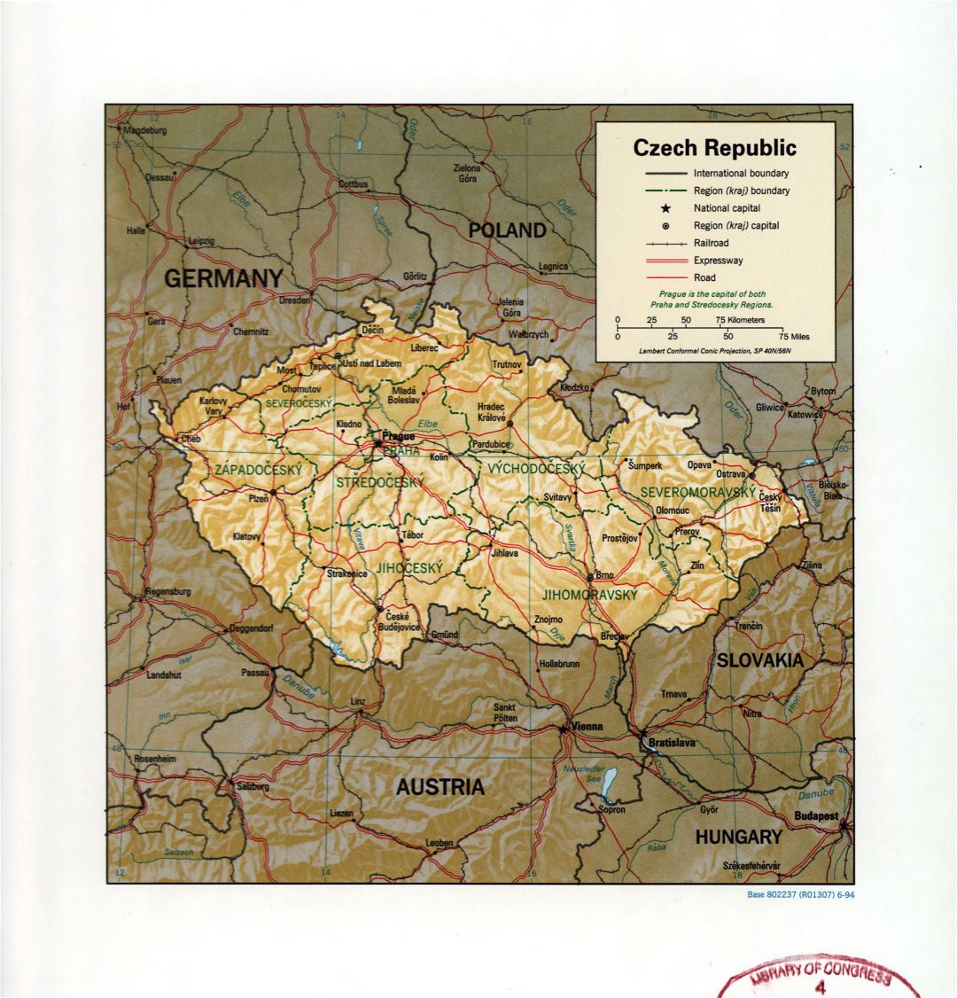 Large detail political and administrative map of Czech Republic with relief, marks of major cities, roads and railroads - 1994