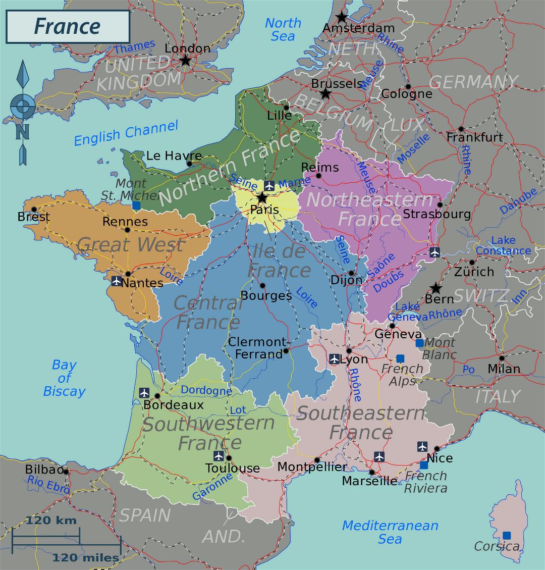 Large regions map of France