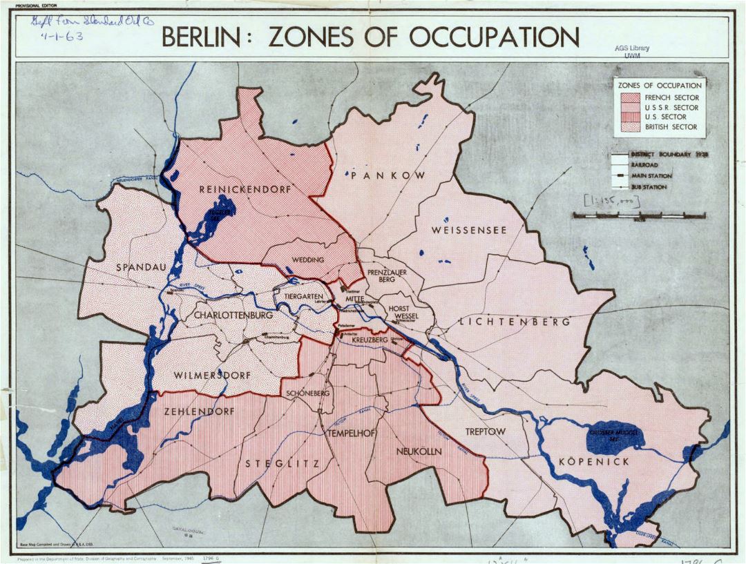 Large detailed map of zones of occupation of Berlin