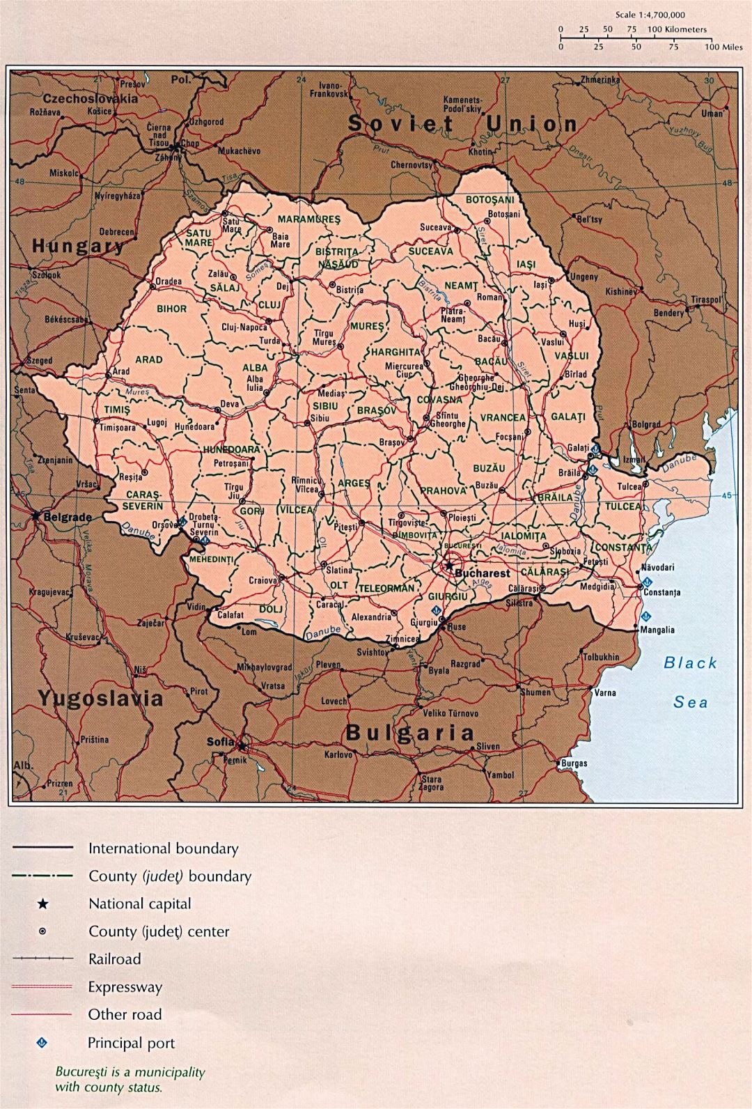 Large detailed political and administrative map of Romania with roads, railroads and major cities