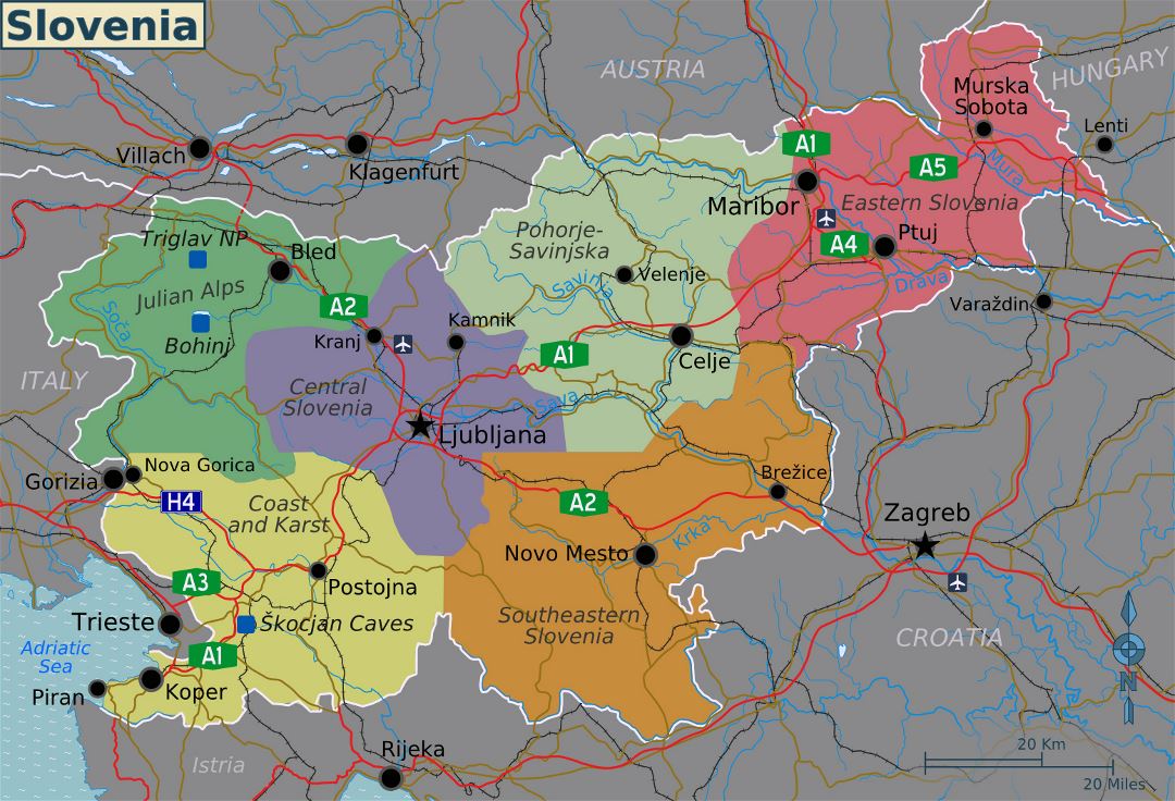 Large regions map of Slovenia